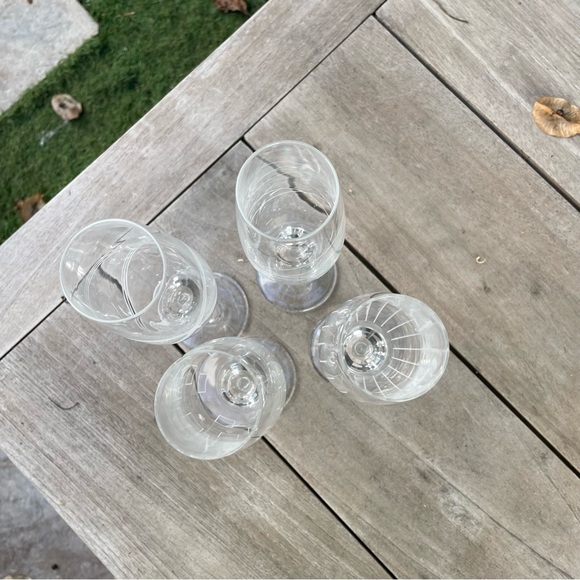 Royal Daulton Champagne Flutes - Set of 4 - Picture 3 of 8